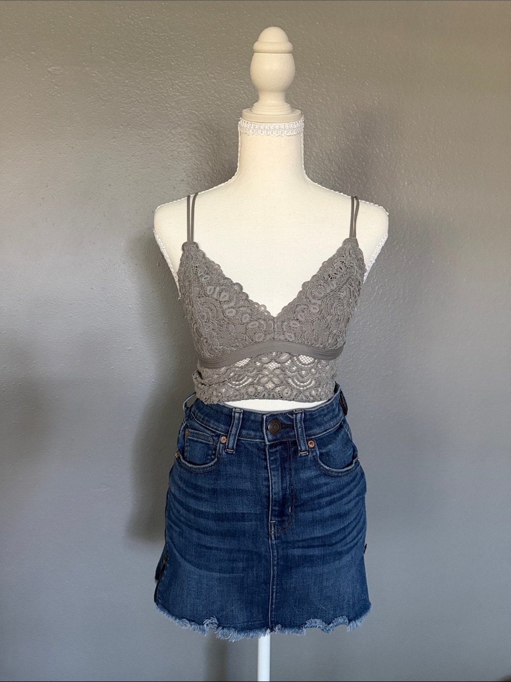 Gilly Hicks Gray Lace Bralette